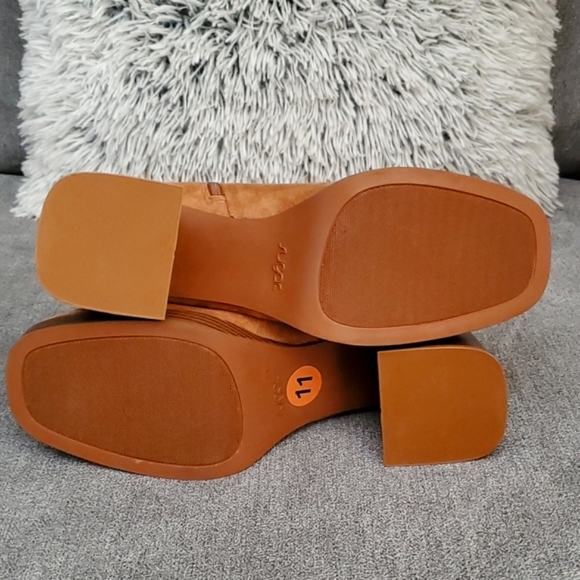 🆕️ Sugar Faux Suede Cognac High Ankle Boots SIZE: 11 M - Picture 5 of 7